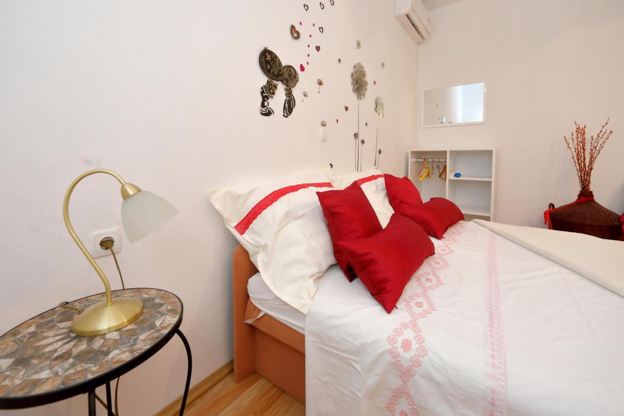 Apartments Ivana 比比涅 外观 照片