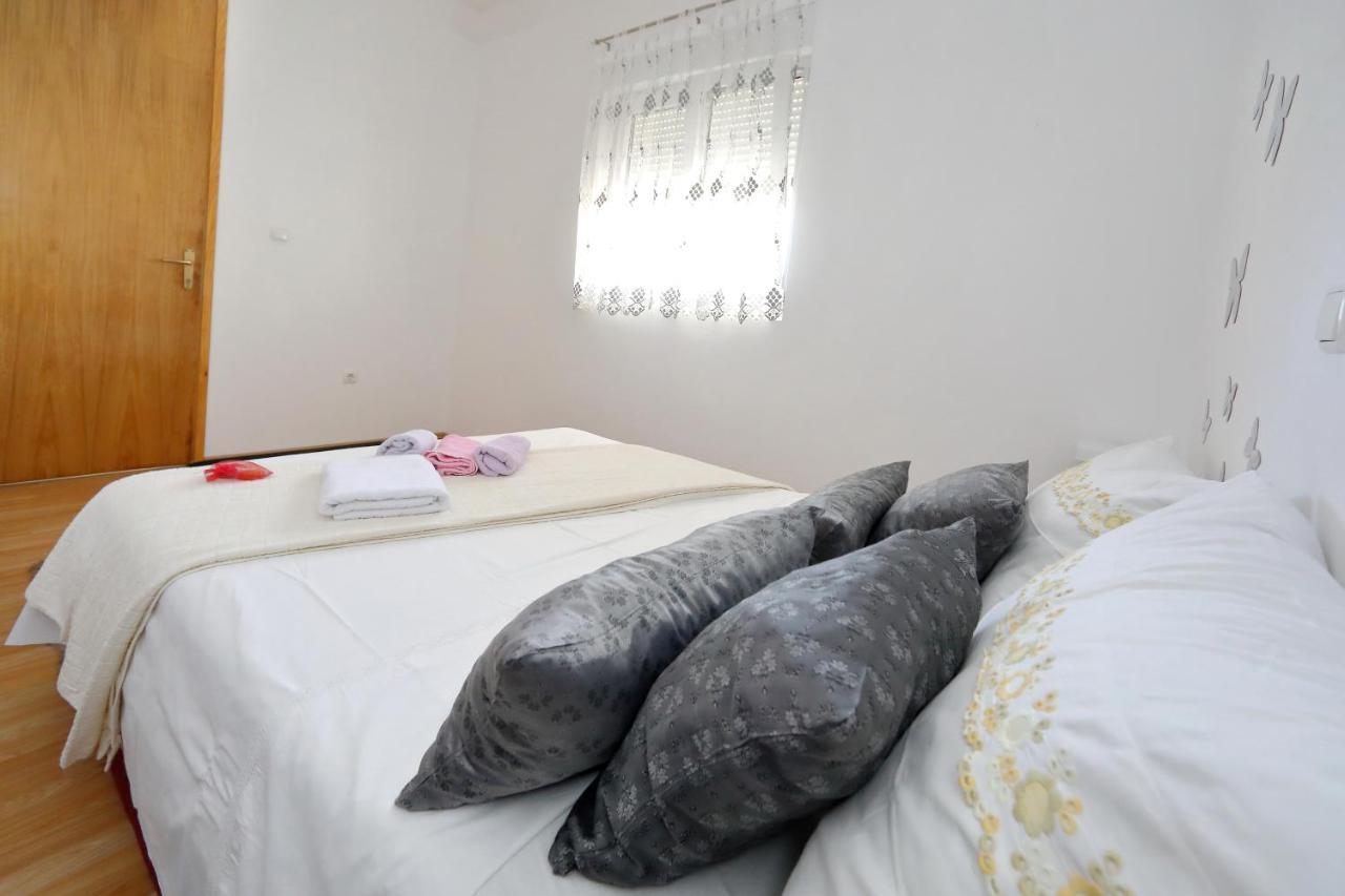 Apartments Ivana 比比涅 外观 照片