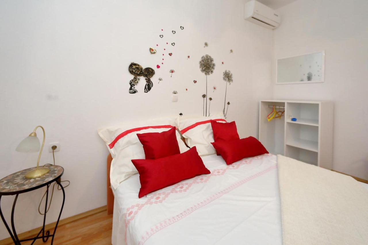 Apartments Ivana 比比涅 外观 照片
